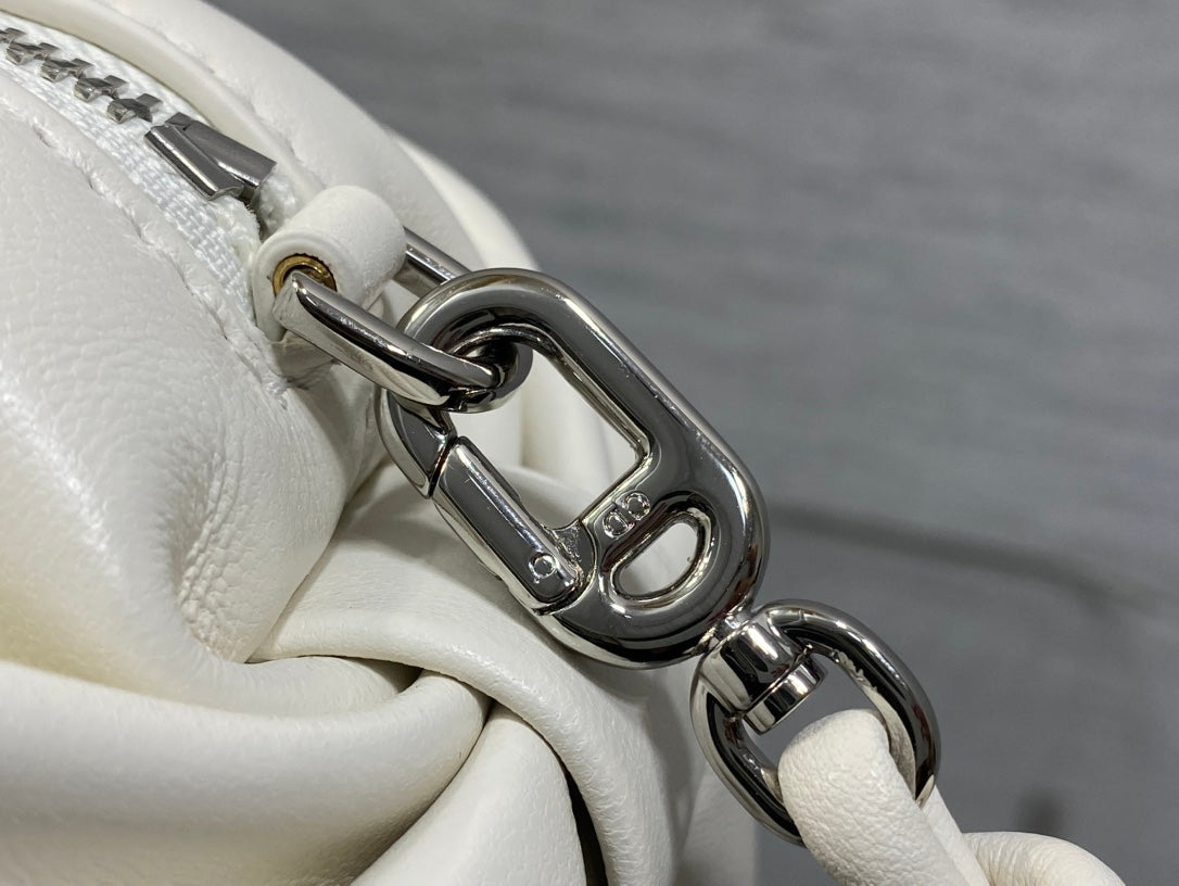 Dior 2026 Bow Pouch 20cm White Lambskin 284143