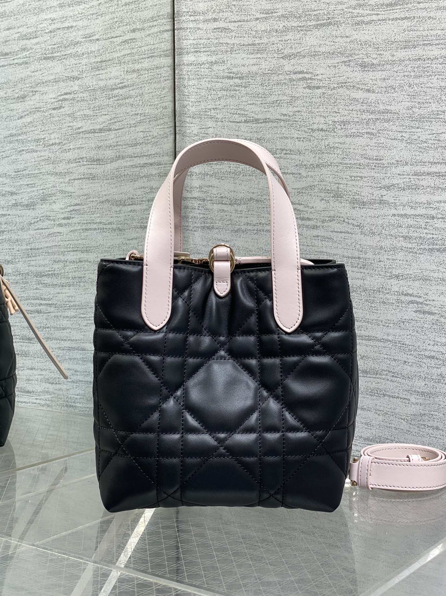 Dior 2026 Toujours Bag 18cm Black Pink Calfskin With Pink Charm 286511