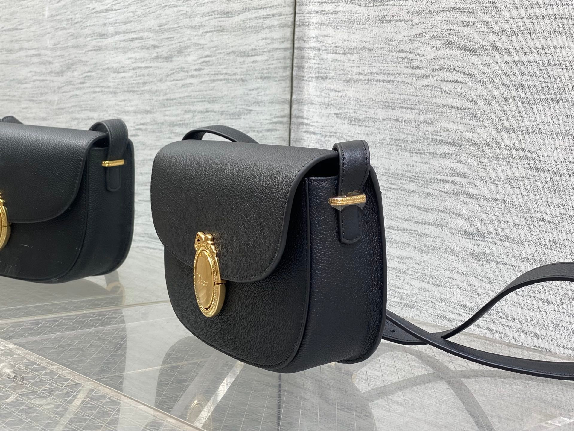Dior 2026 Médaillon Flap Bag 23cm Grained Calfskin