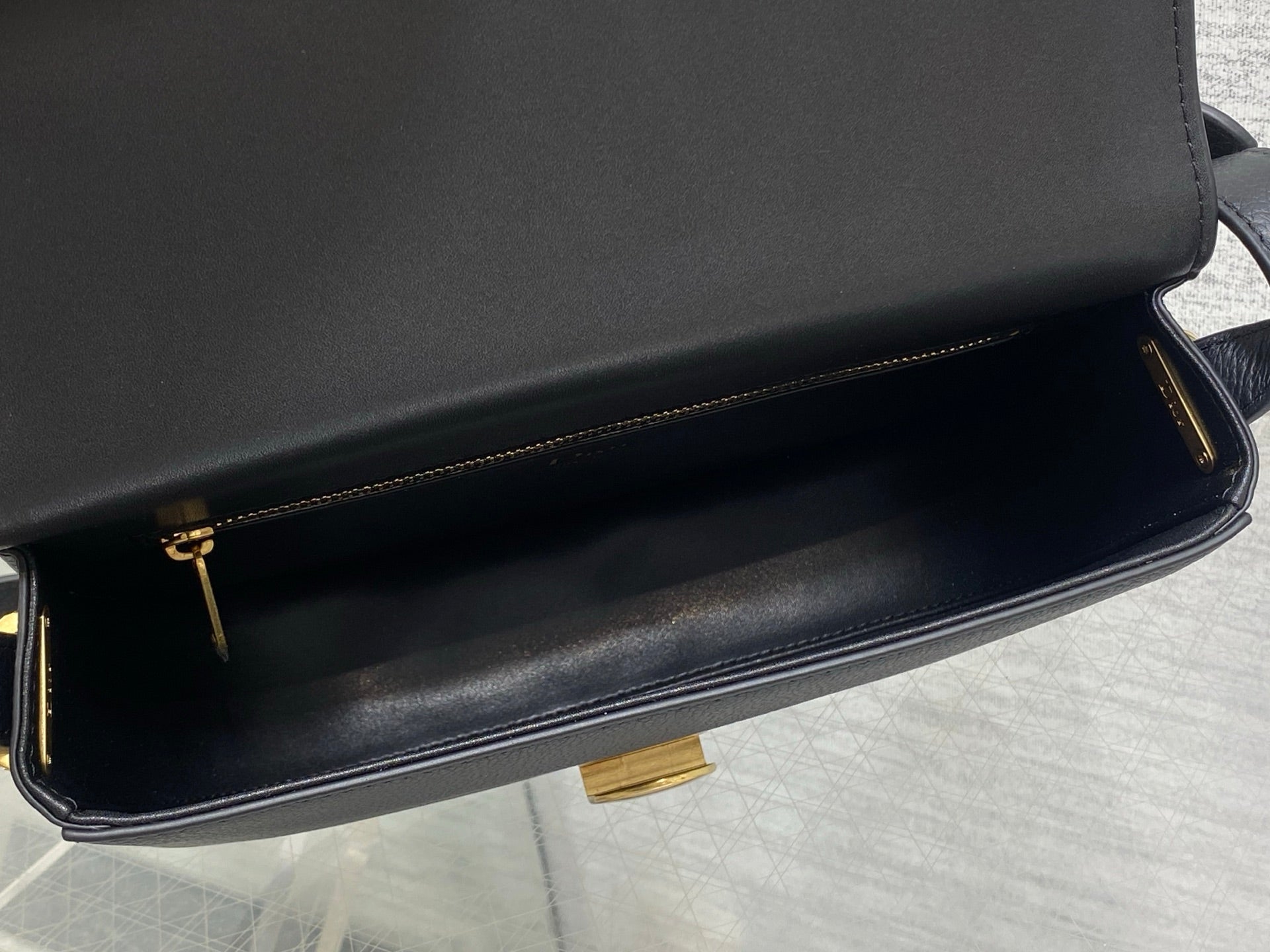 Dior 2026 Médaillon Flap Bag 23cm Grained Calfskin