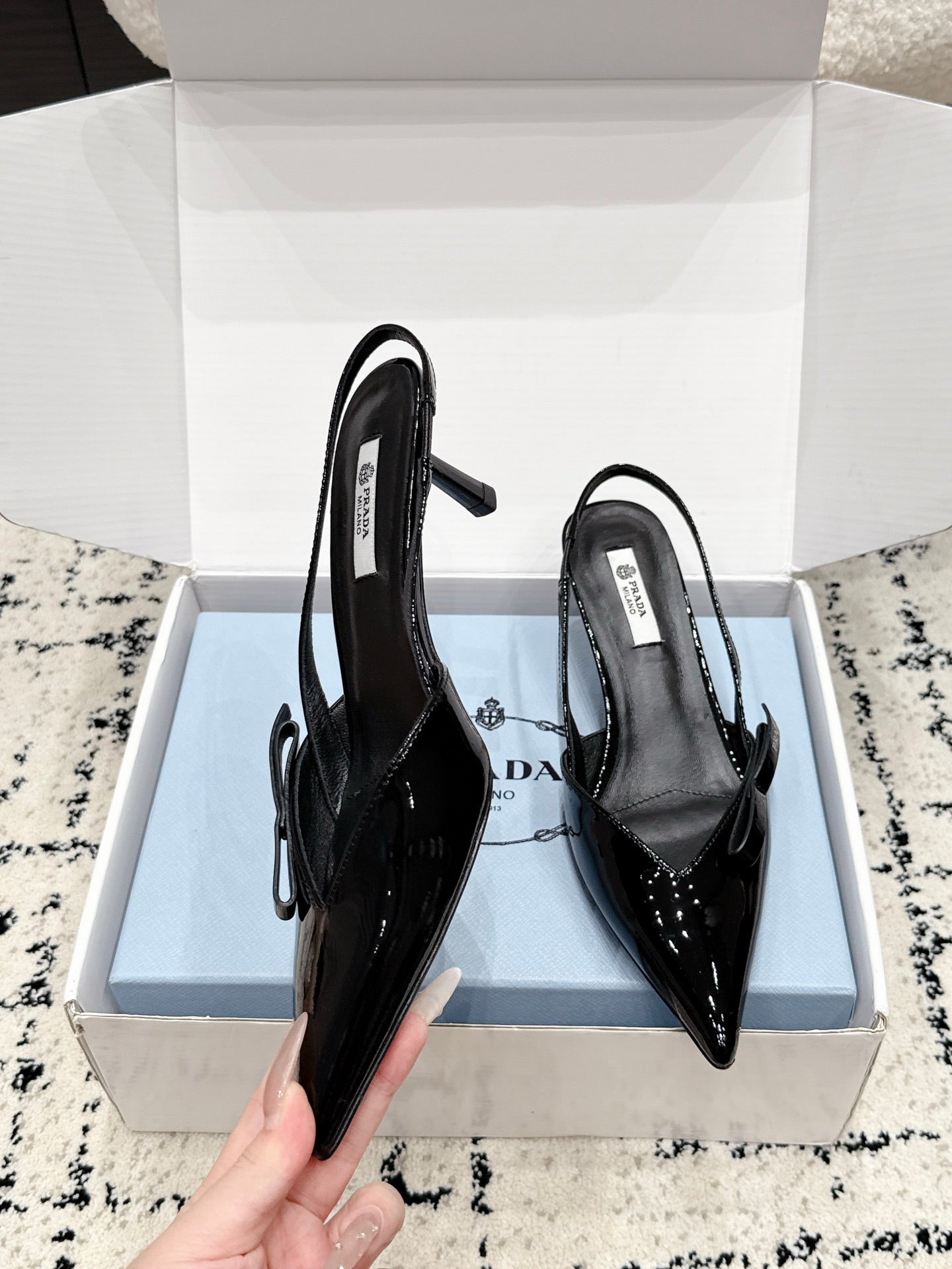 Prada 2026 Pointed Toe Bow SlingBacks 60mm Patent Leather 769838