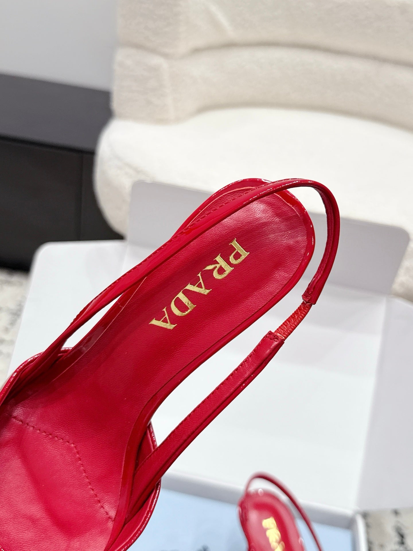 Prada 2026 Bow-Tie Open Sling Back 85mm Cowhide Leather 769840