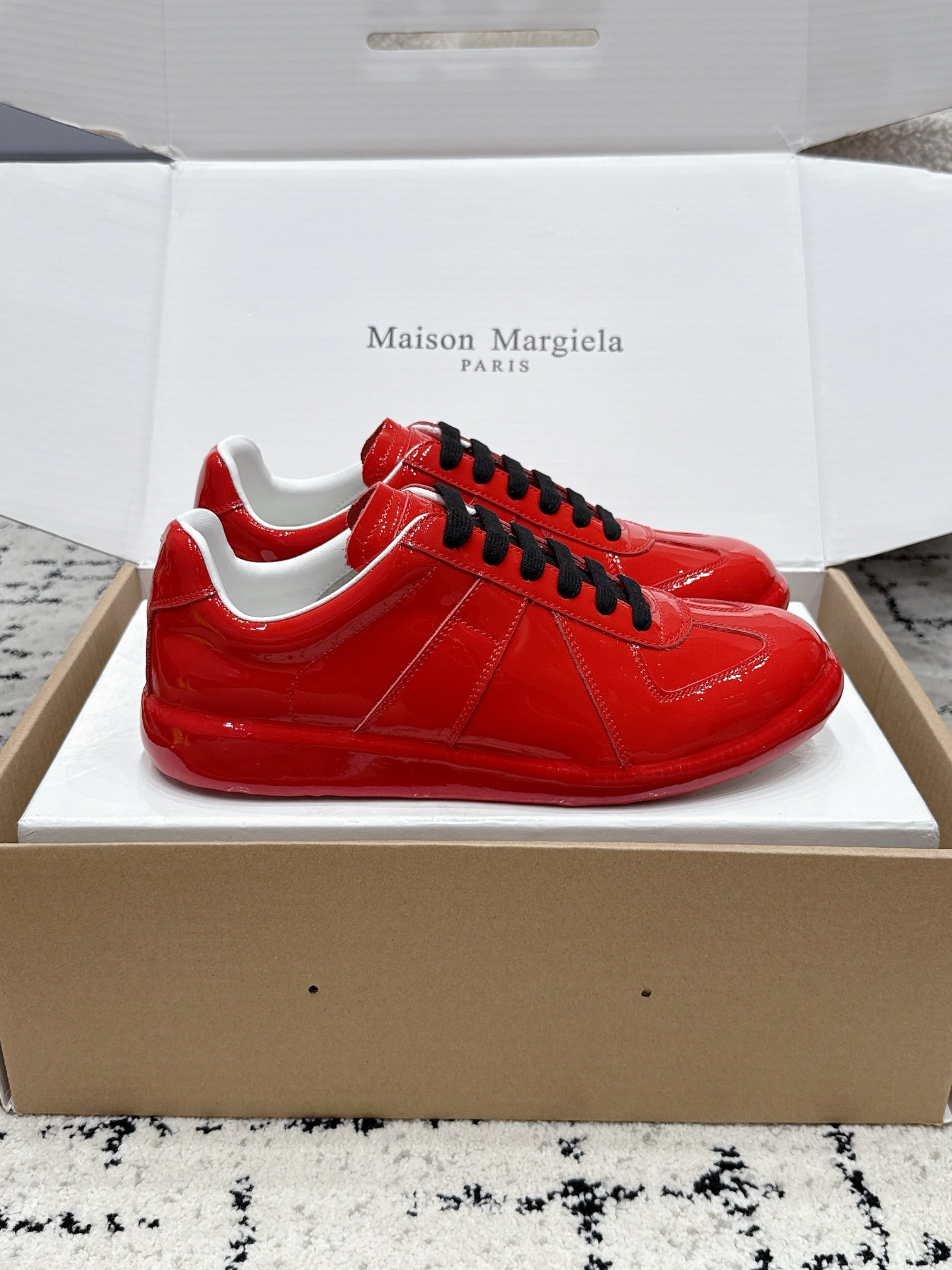 Maison Margiela 2026 Replica Sneaker Glossy Leather 923262