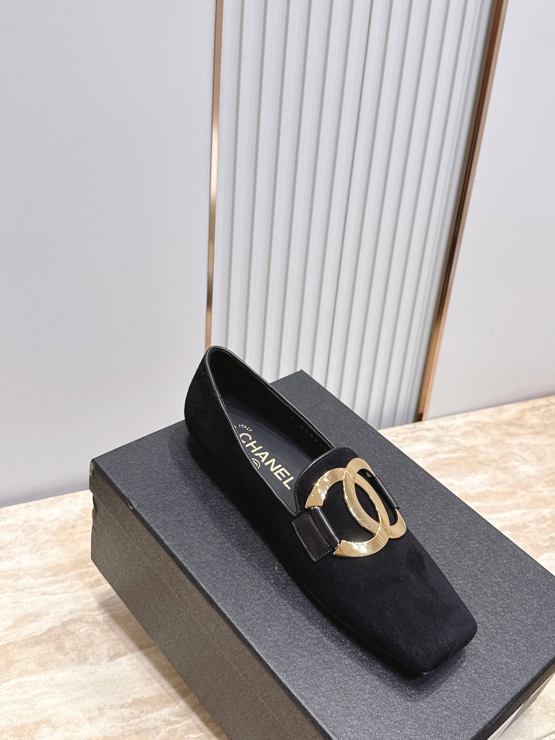 Chanel 2026 Loafer 10mm Suede Calfskin 899021