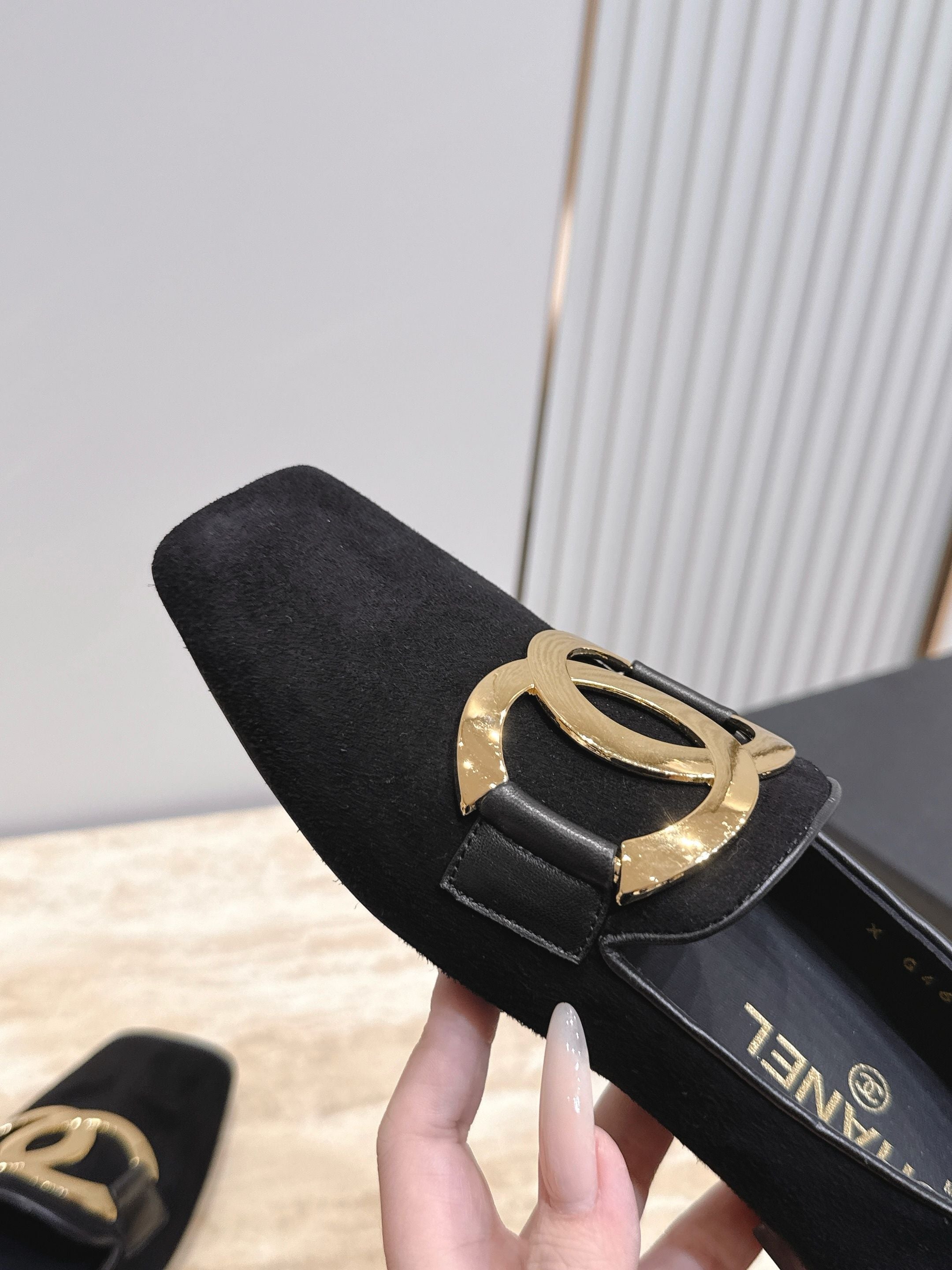 Chanel 2026 Loafer 10mm Suede Calfskin 899021