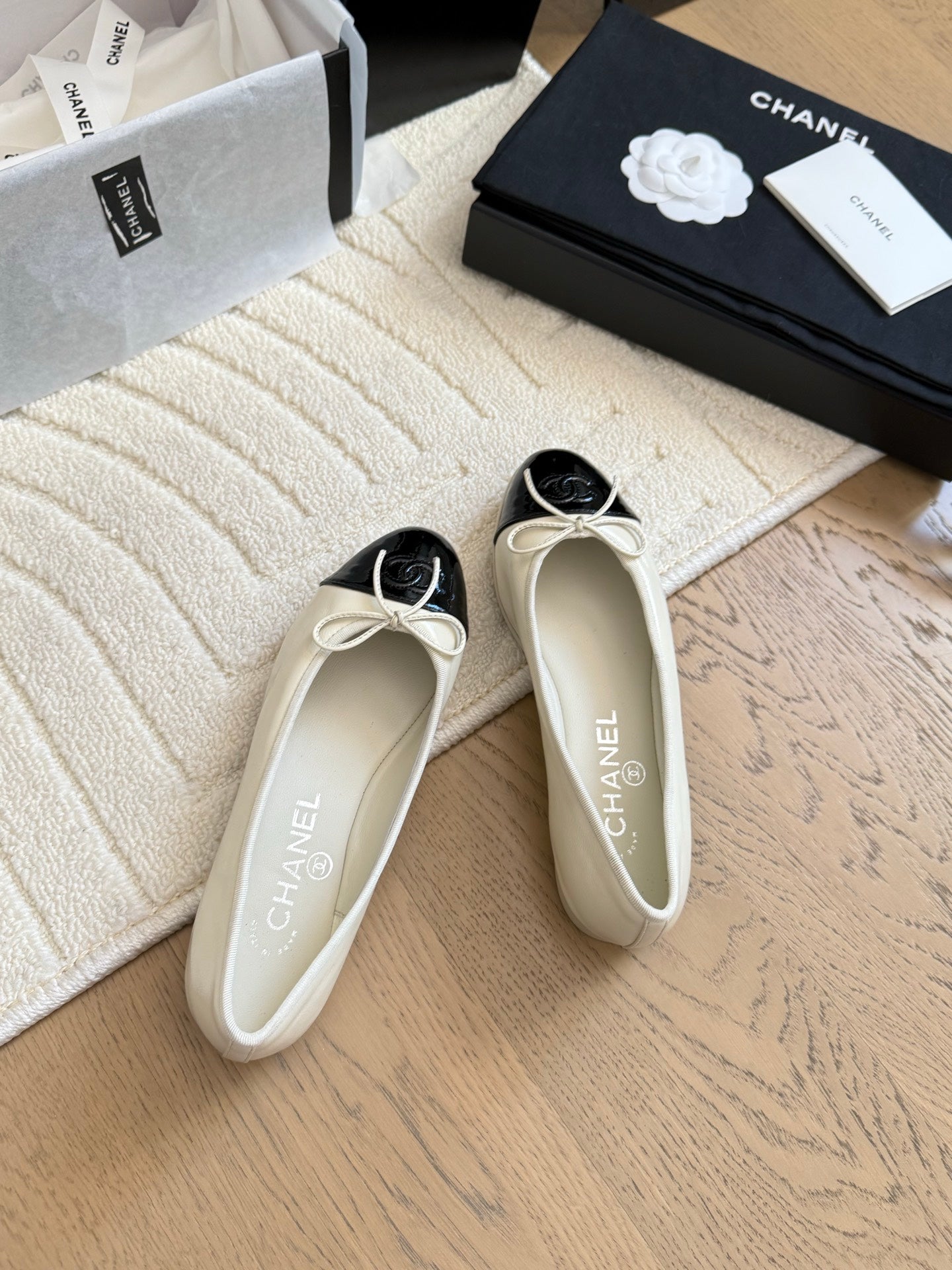 CC 25C Ballet Flat Two-tone Patent Calfskin