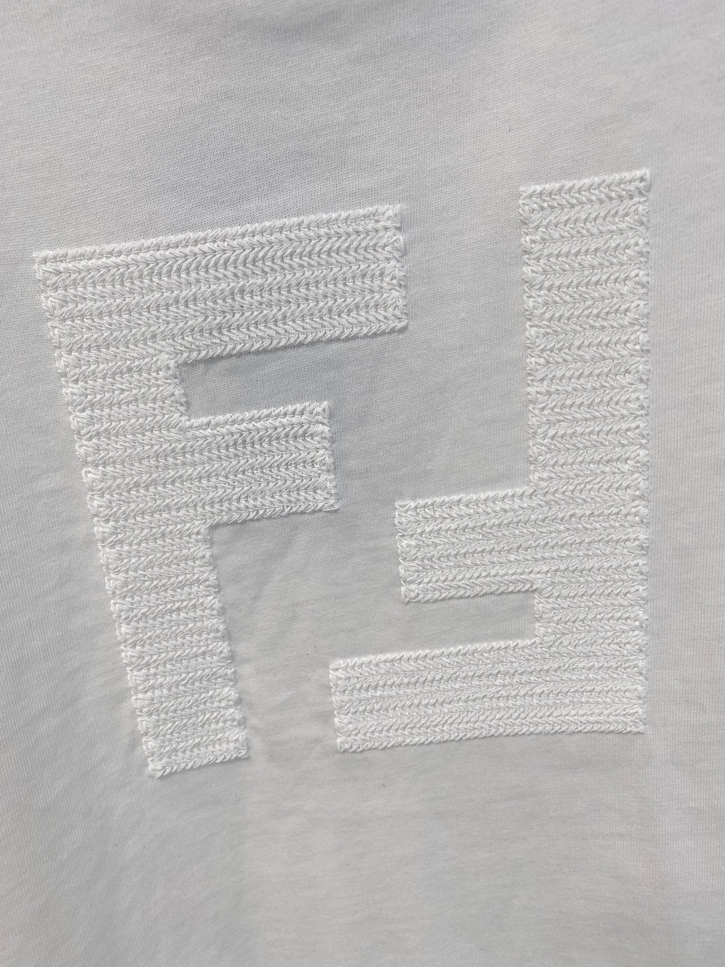Fendi 2026 Short-Sleeve T-Shirt Cotton 739778