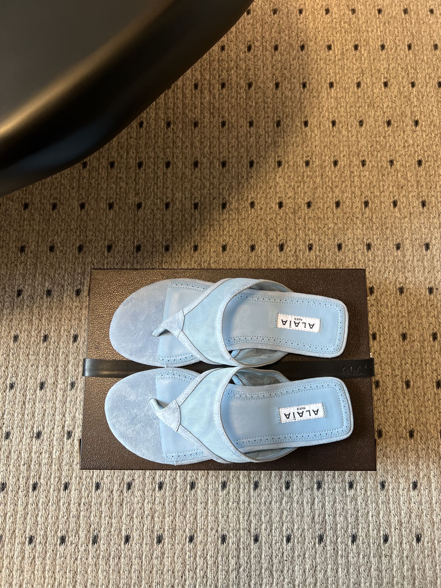 Alaia 2026 Flip-Flops Flat Mesh Sheepskin 803349