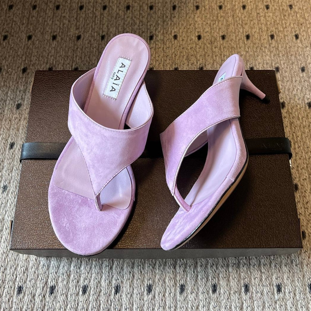Alaia 2026 Flip-Flops Mid-Heel Sandals 55 Velvet Sheepskin 803358