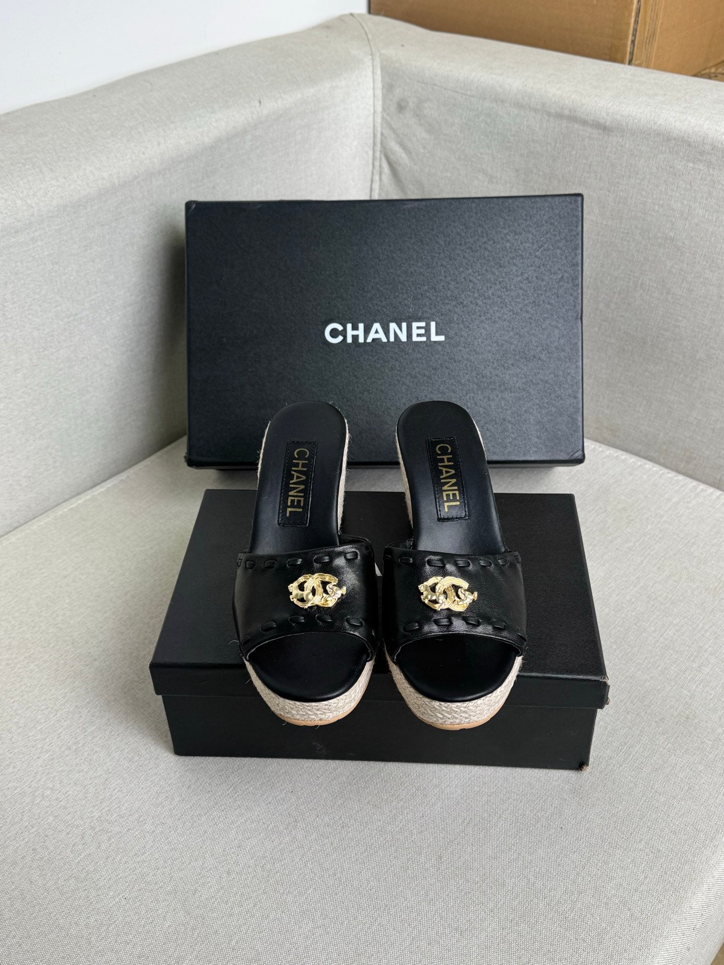 Chanel 2026 Classic Platform Sandals Sheepskin 823302