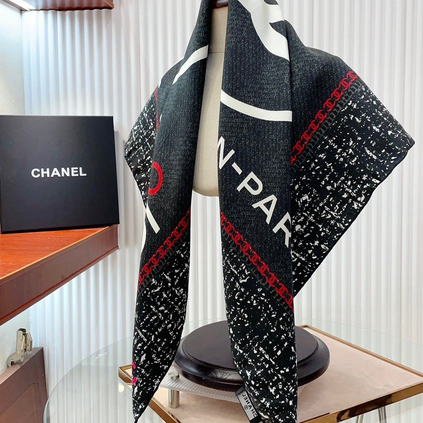 CC Square Scarf 90 CM In Black Mix White Red Cashmere Silk  172078