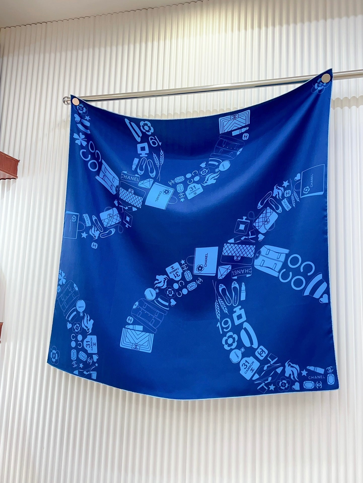 CC Square Scarf 90 CM In Blue Silk Twill 211102