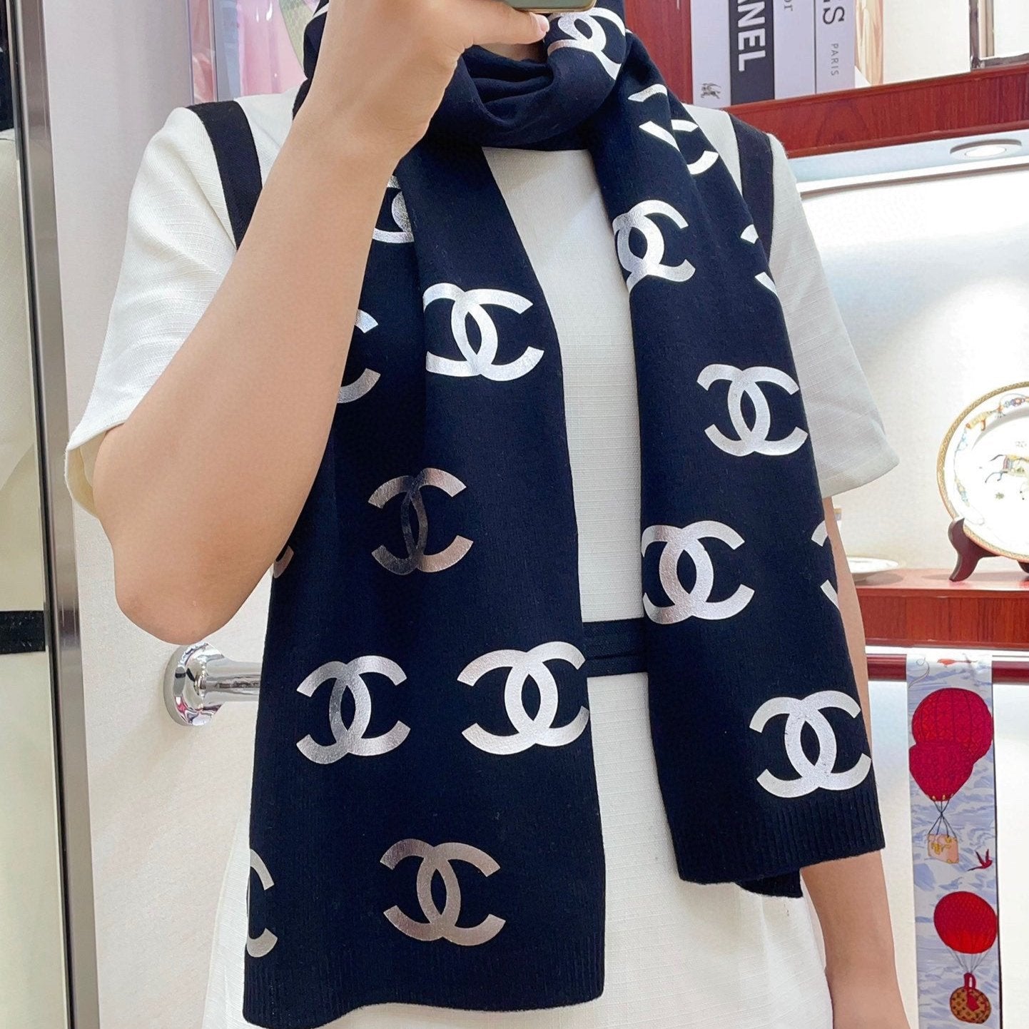CC Scarf 190 CM In Black Logo Print Cashmere 401171