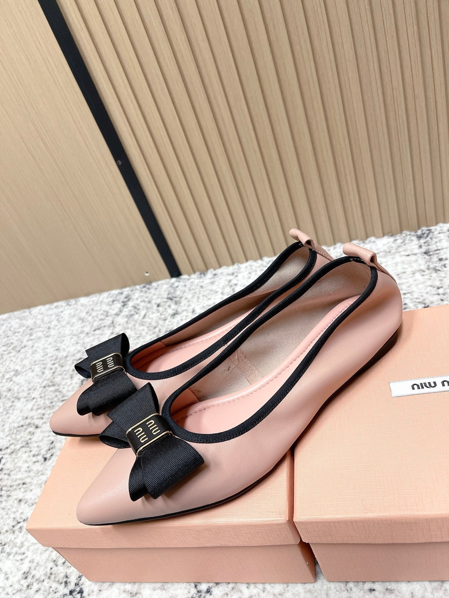 Miu Pointed-Toe Ballet Flats Light Pink  Sheepskin 591565