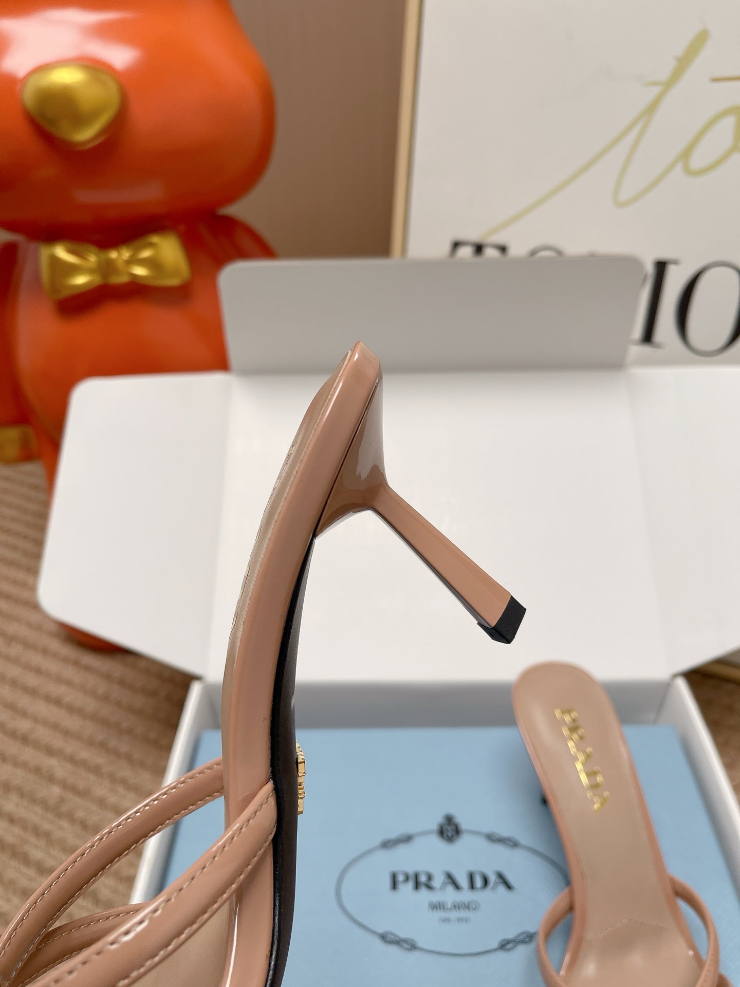 Prada 2026 Sandal 75mm Glossy Leather 854427