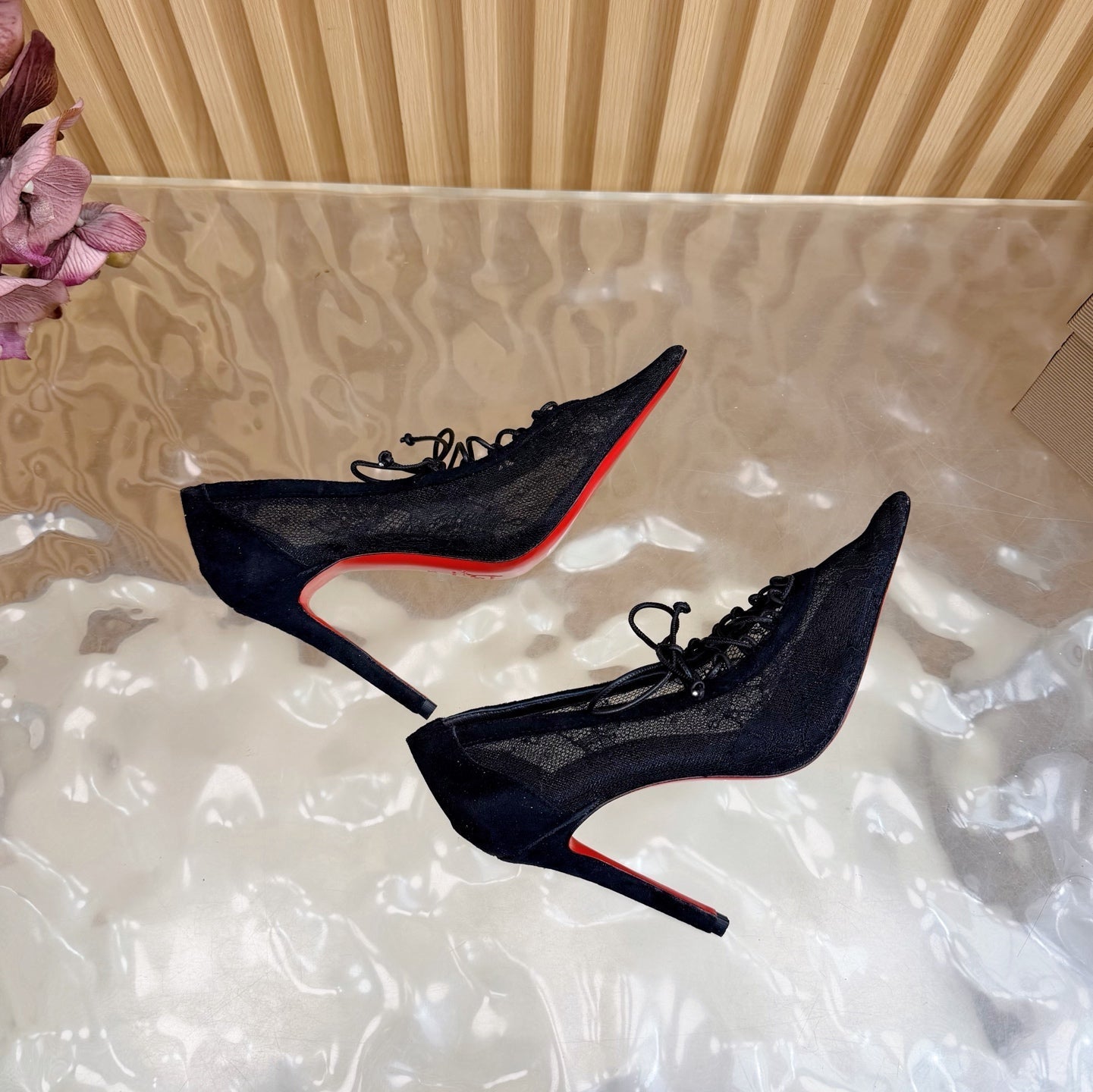 Christian Louboutin 2026 KM Lace 100mm Pumps Floral Lace Suede 698243