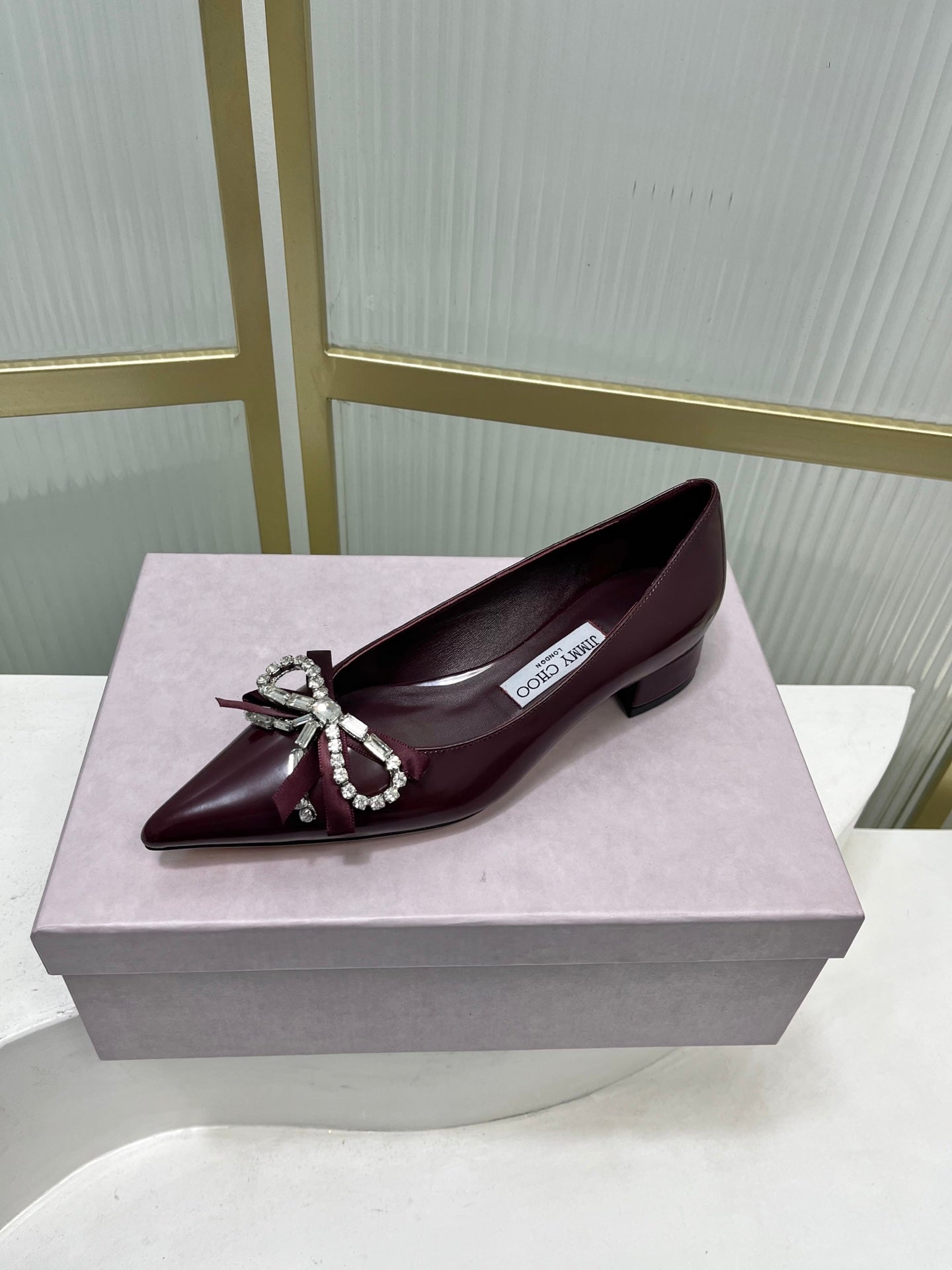 Jimmy 26s Pointed Toe Pump 25 Burgundy Cowhide 605964