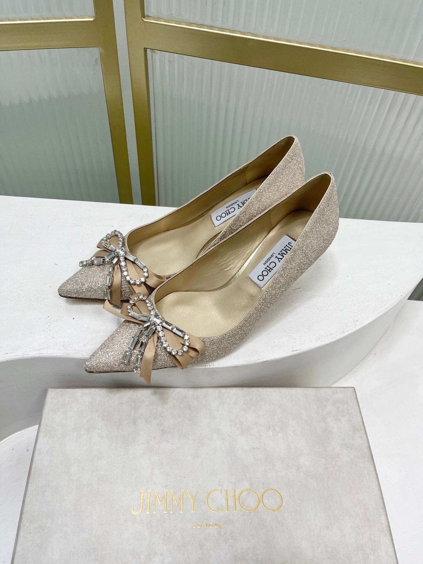 Jimmy 26s Pointed Toe Pump 55 Gold Glitter Cowhide 605969