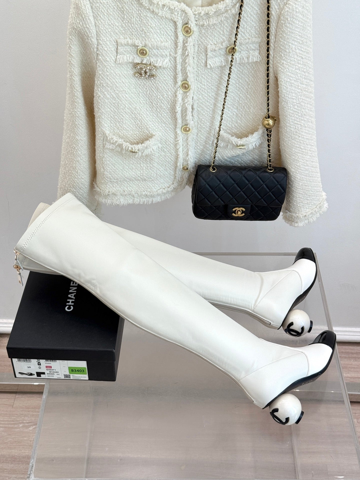 Chanel 25 Double C Giant Pearl Heel Long Boot White  Black Sheepskin 465412
