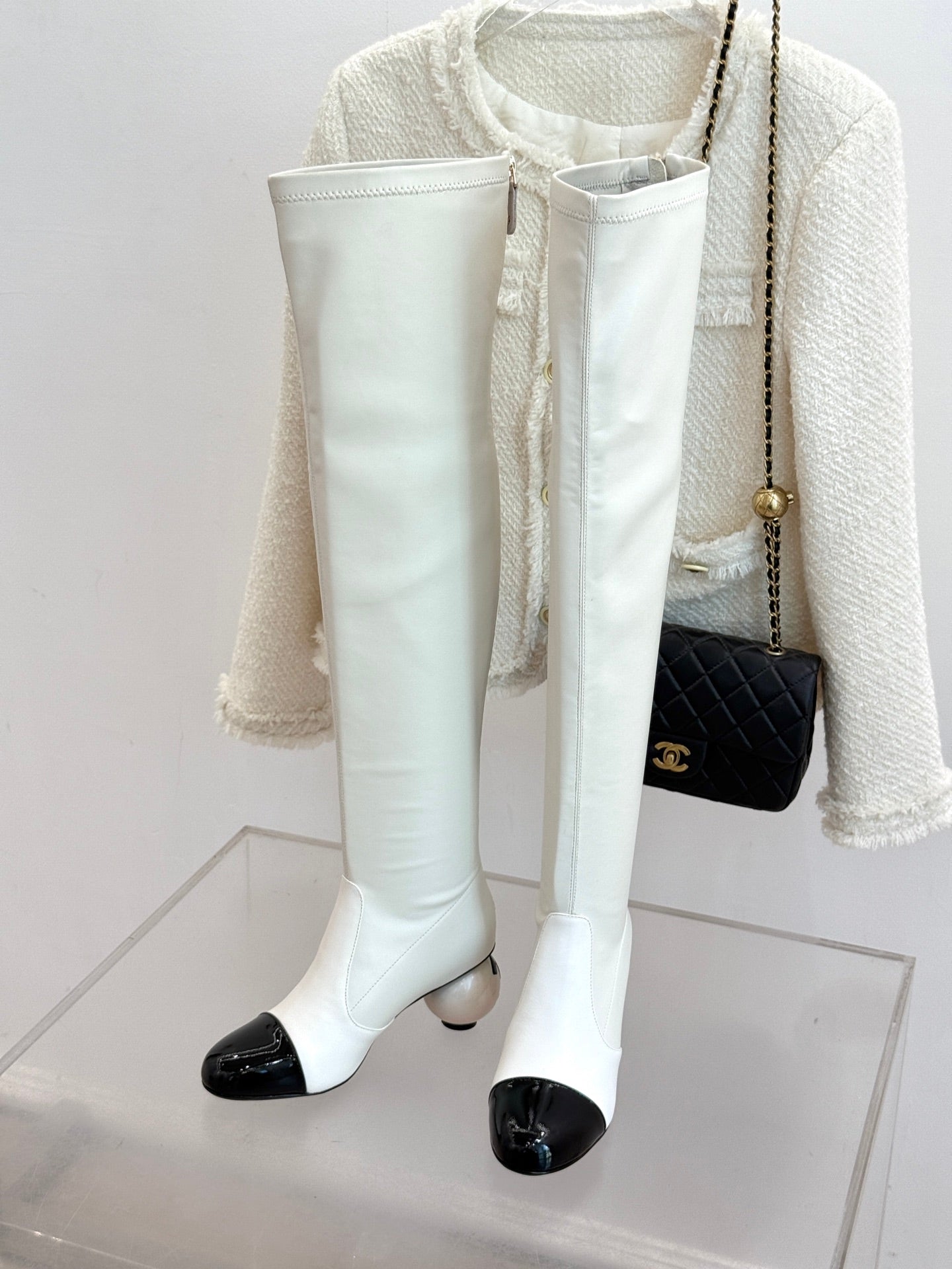 Chanel 25 Double C Giant Pearl Heel Long Boot White  Black Sheepskin 465412