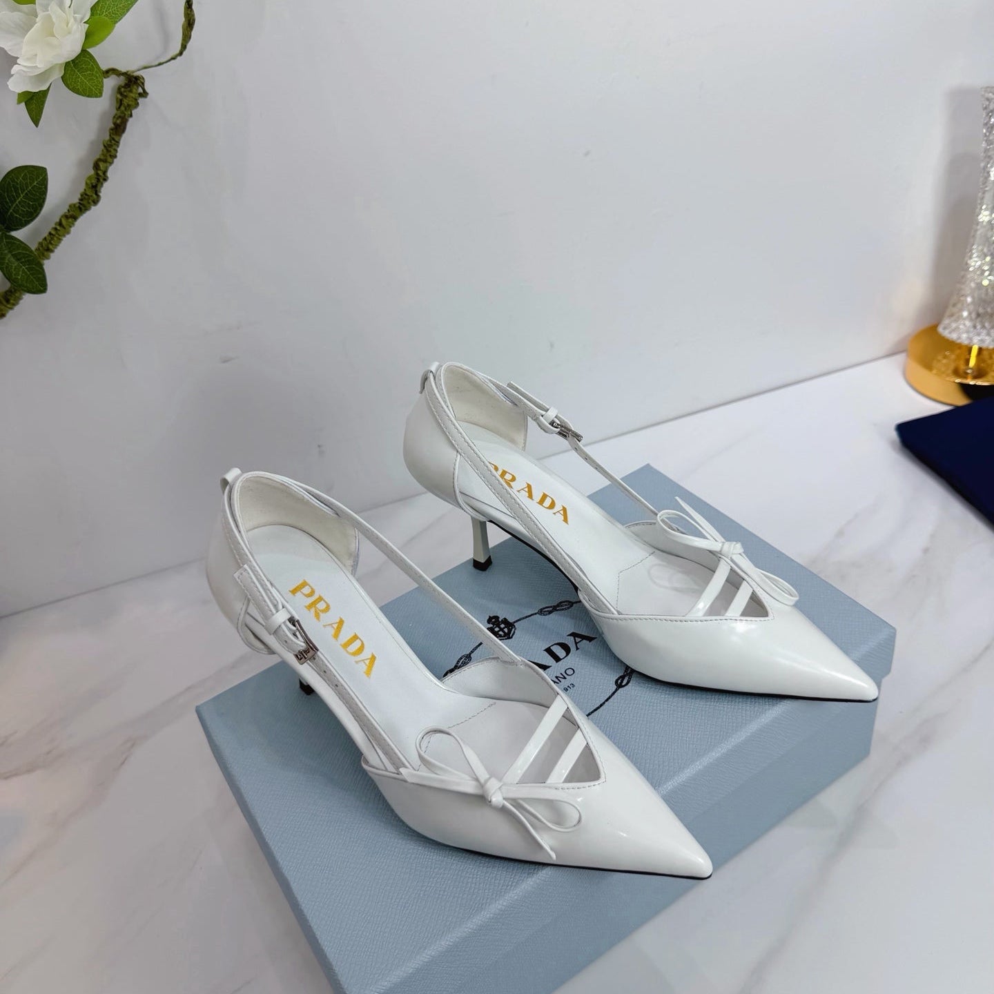 PRA 26SS Pumps 75 White Patent Leather 592346