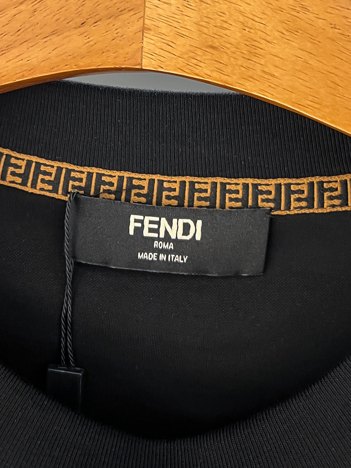 Fendi 2026 Men's Short-Sleeve T-Shirt Cotton Fabric 800199