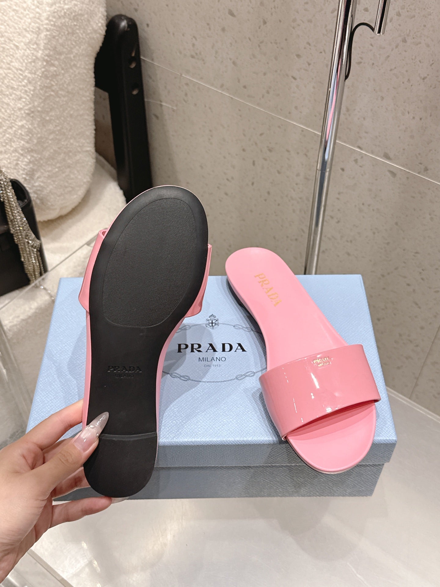 Prada 2026 Slides Sandals Patent Leather 762986