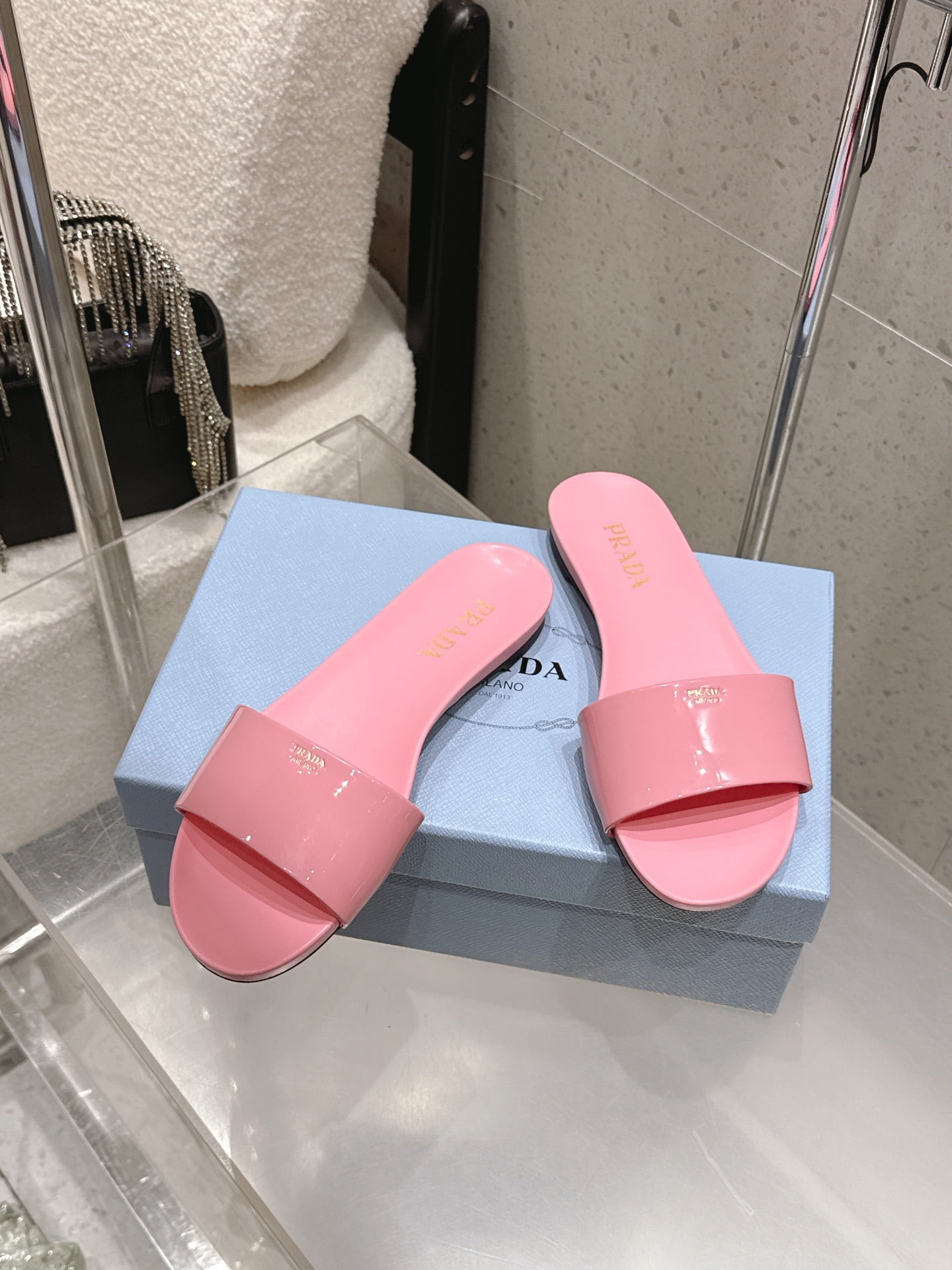 Prada 2026 Slides Sandals Patent Leather 762986