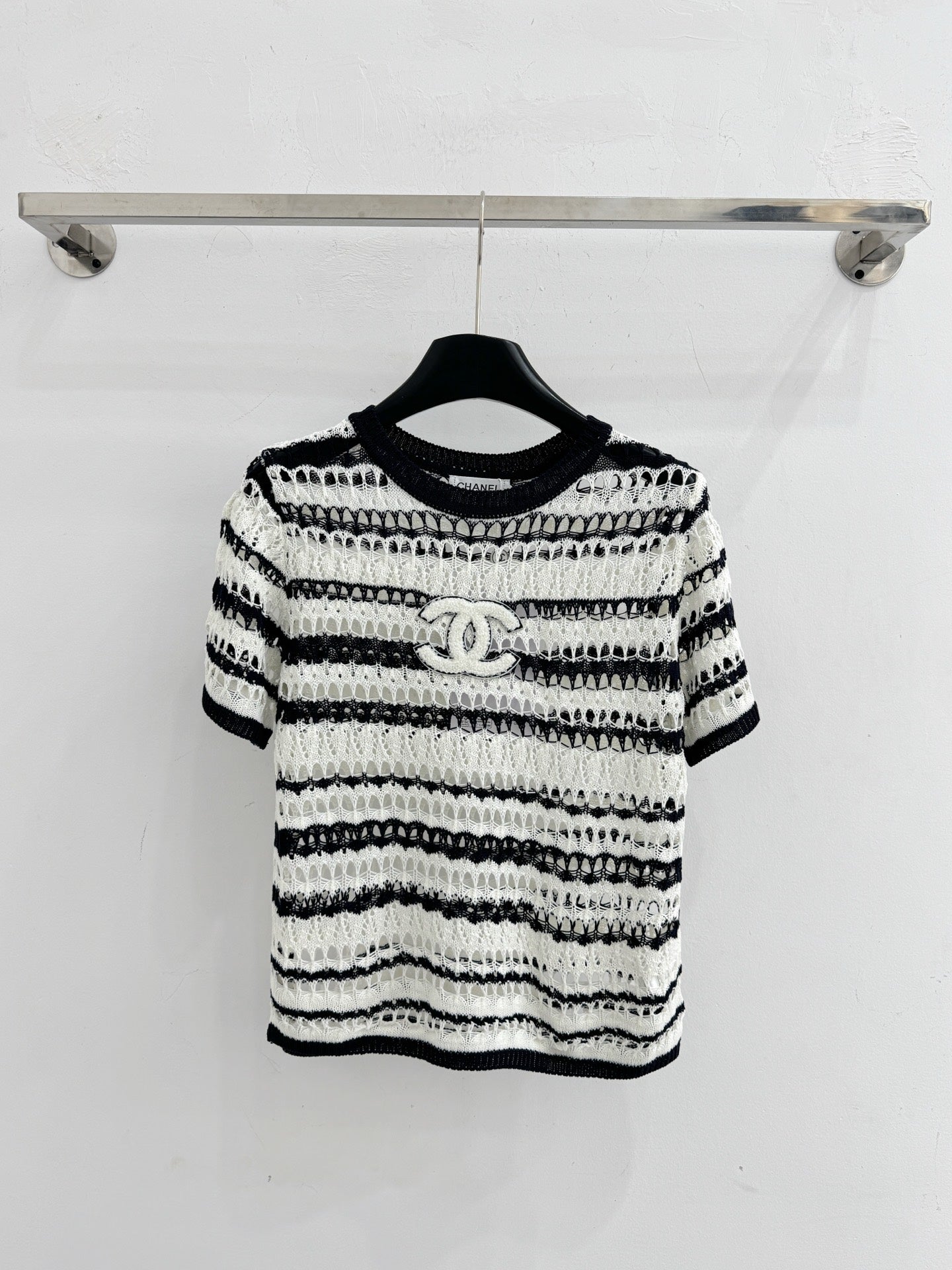 Chanel 2026 Black and White Striped Hollow-Out Knit Short-Sleeve Top Wool 330993