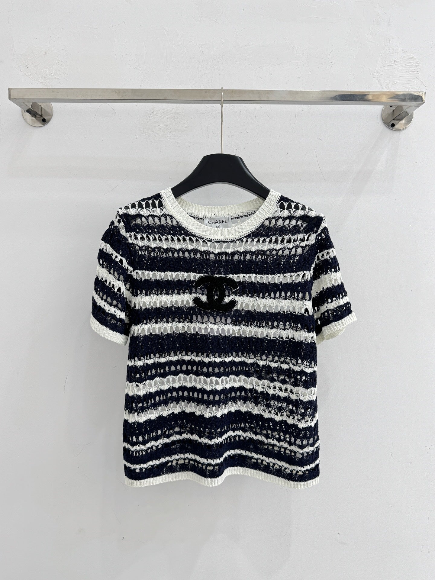 Chanel 2026 Black and White Striped Hollow-Out Knit Short-Sleeve Top Wool 330993