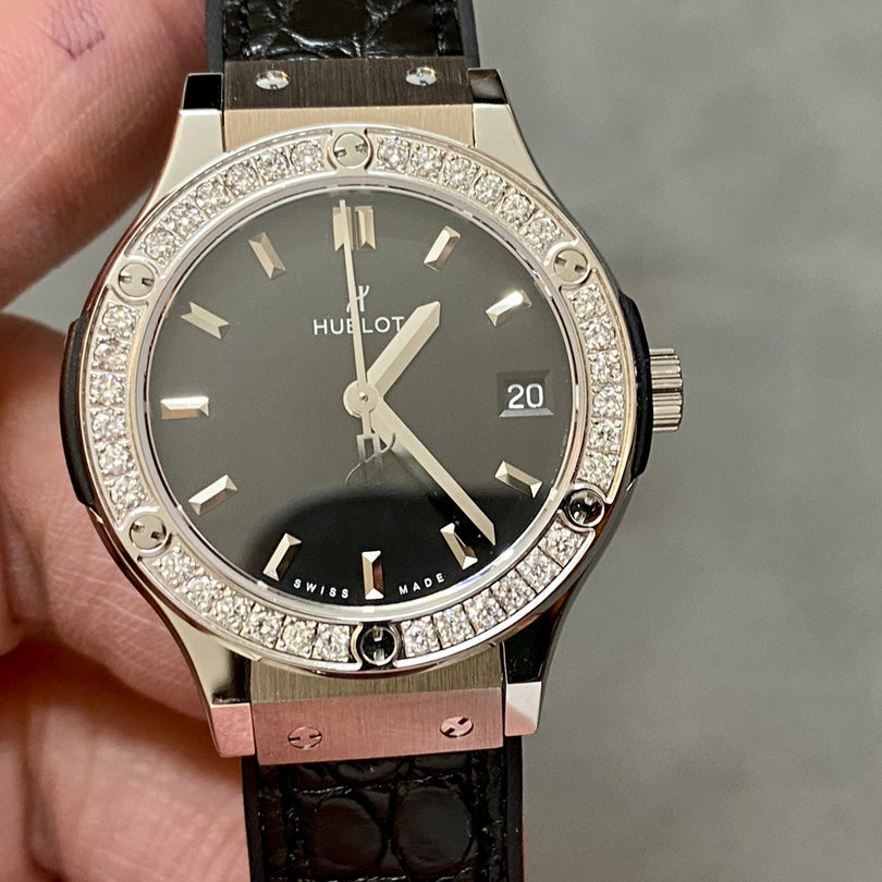 Hublot Classic Fusion Titanium Diamonds 33mm Watch Black Leather Strap