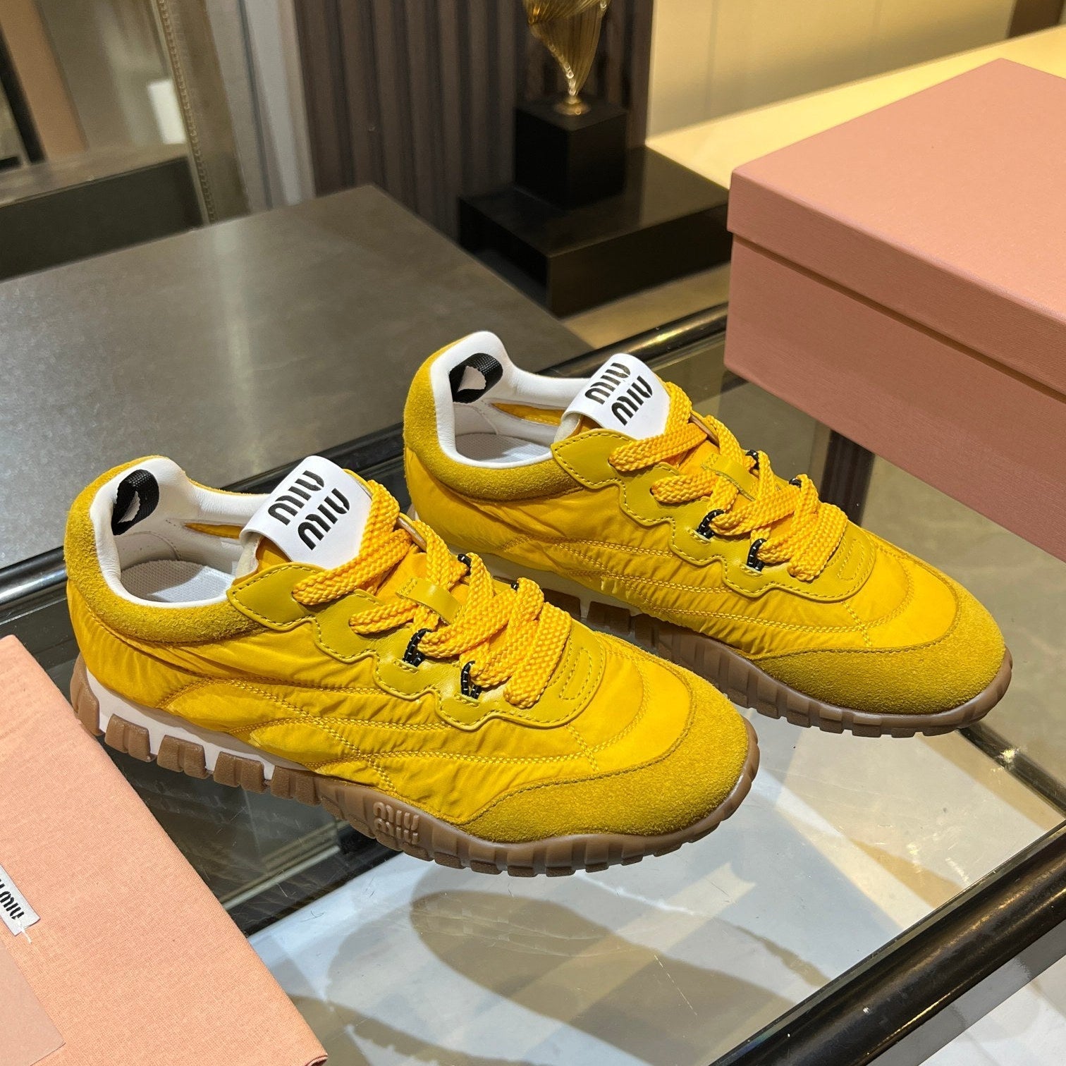 MIU 26ss Sneaker Fabric Suede