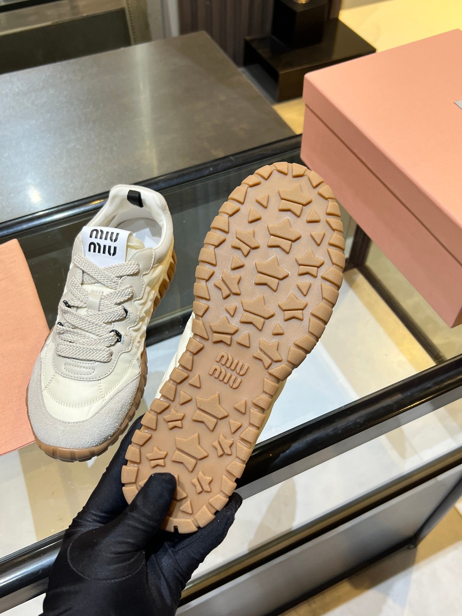 MIU 26ss Sneaker Fabric Suede