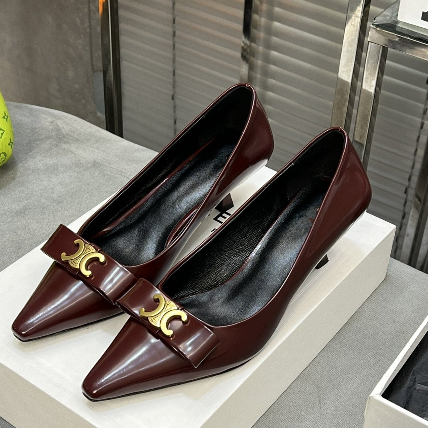 cl pumps 50 burgundy calfskin