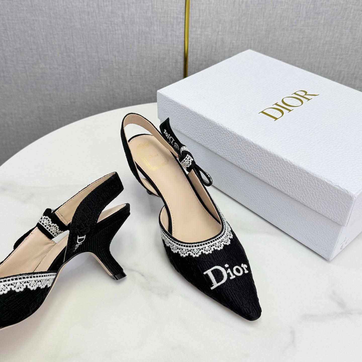 CD 26 Embroidered Slingback 65 Black Canvas 620369