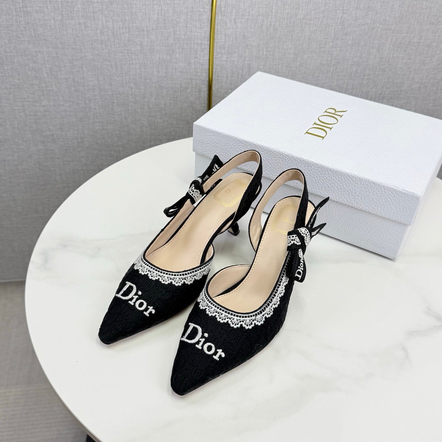 CD 26 Embroidered Slingback 65 Black Canvas 620369