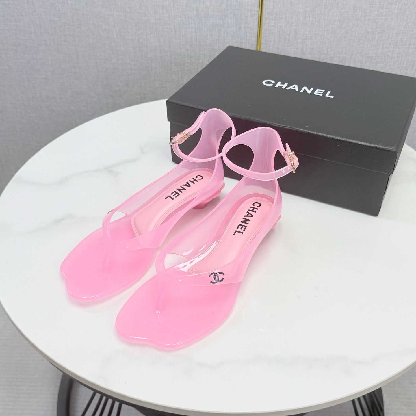 Chanel 2026 Thong Sandals CPU Crystal Lining 801673