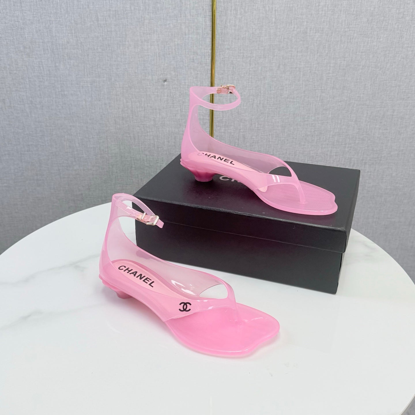 Chanel 2026 Thong Sandals CPU Crystal Lining 801673