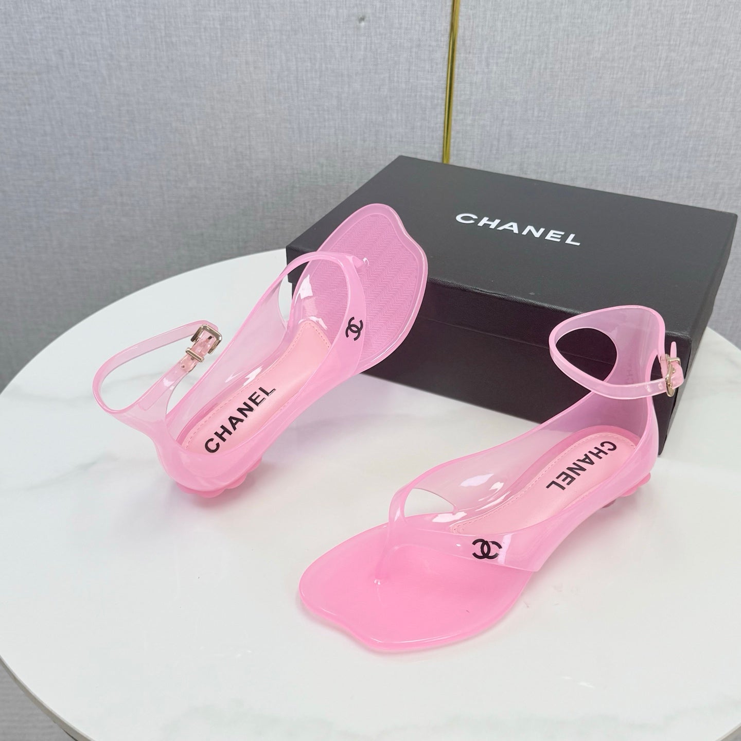 Chanel 2026 Thong Sandals CPU Crystal Lining 801673
