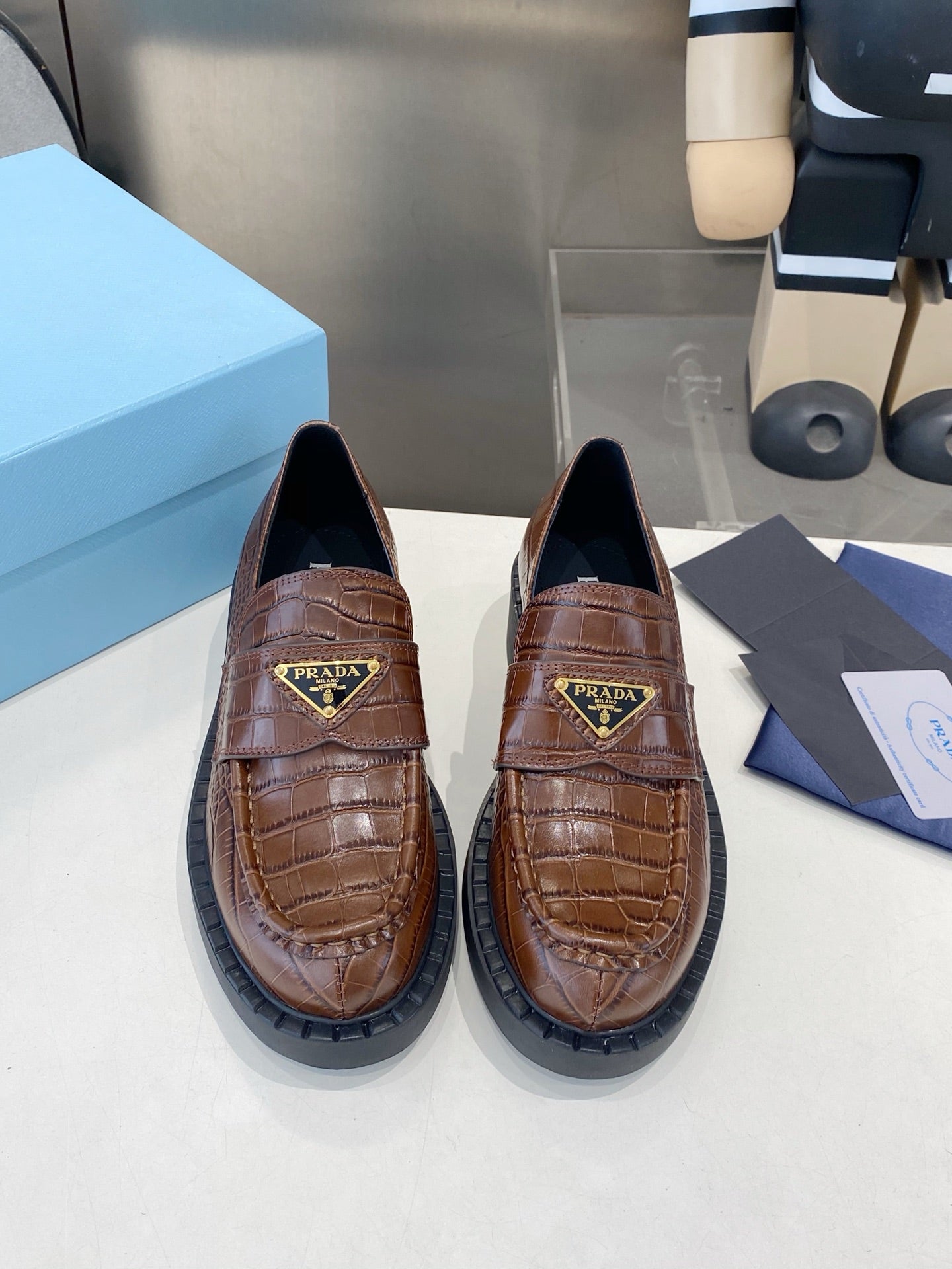 PRA 26S Platform Crocodile Embossed Loafers Brown Leather 628560