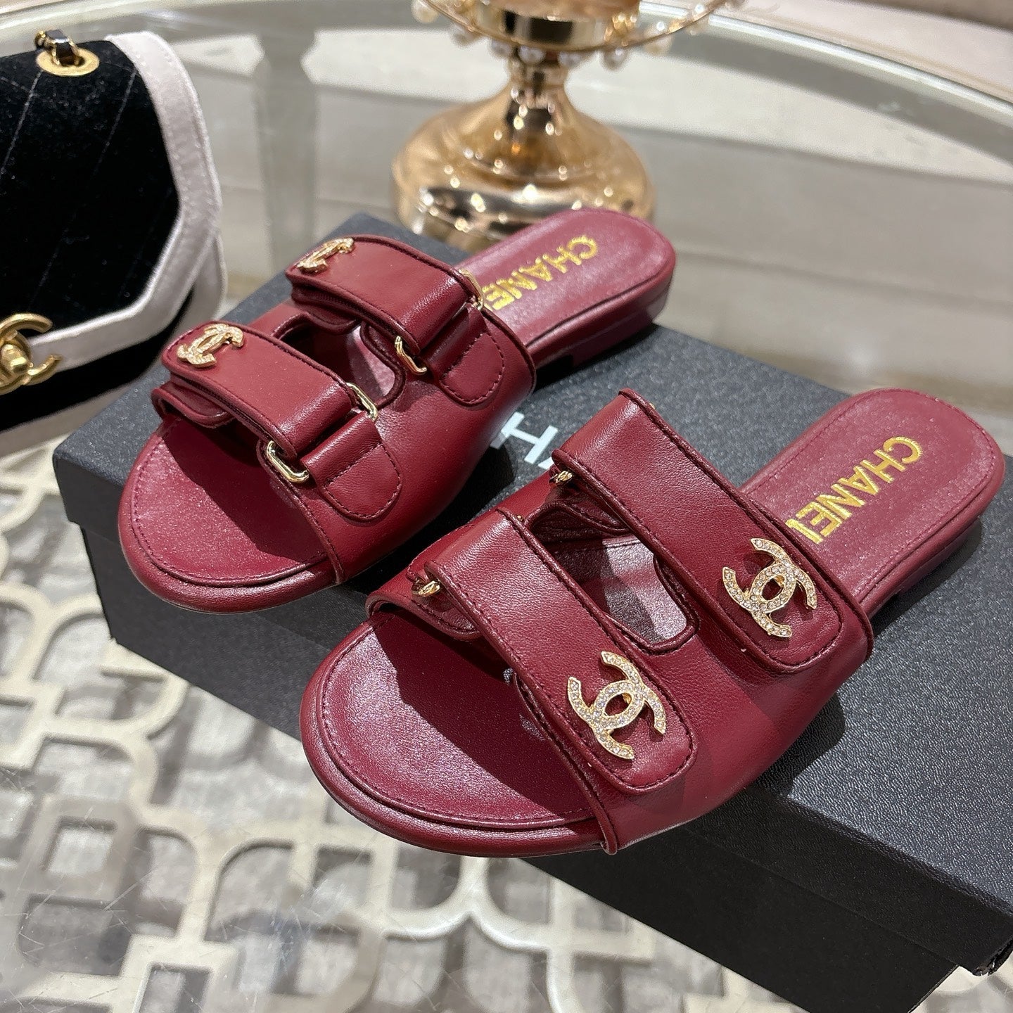 CC 26s Buckle Sandals Burgundy Sheepskin 627074