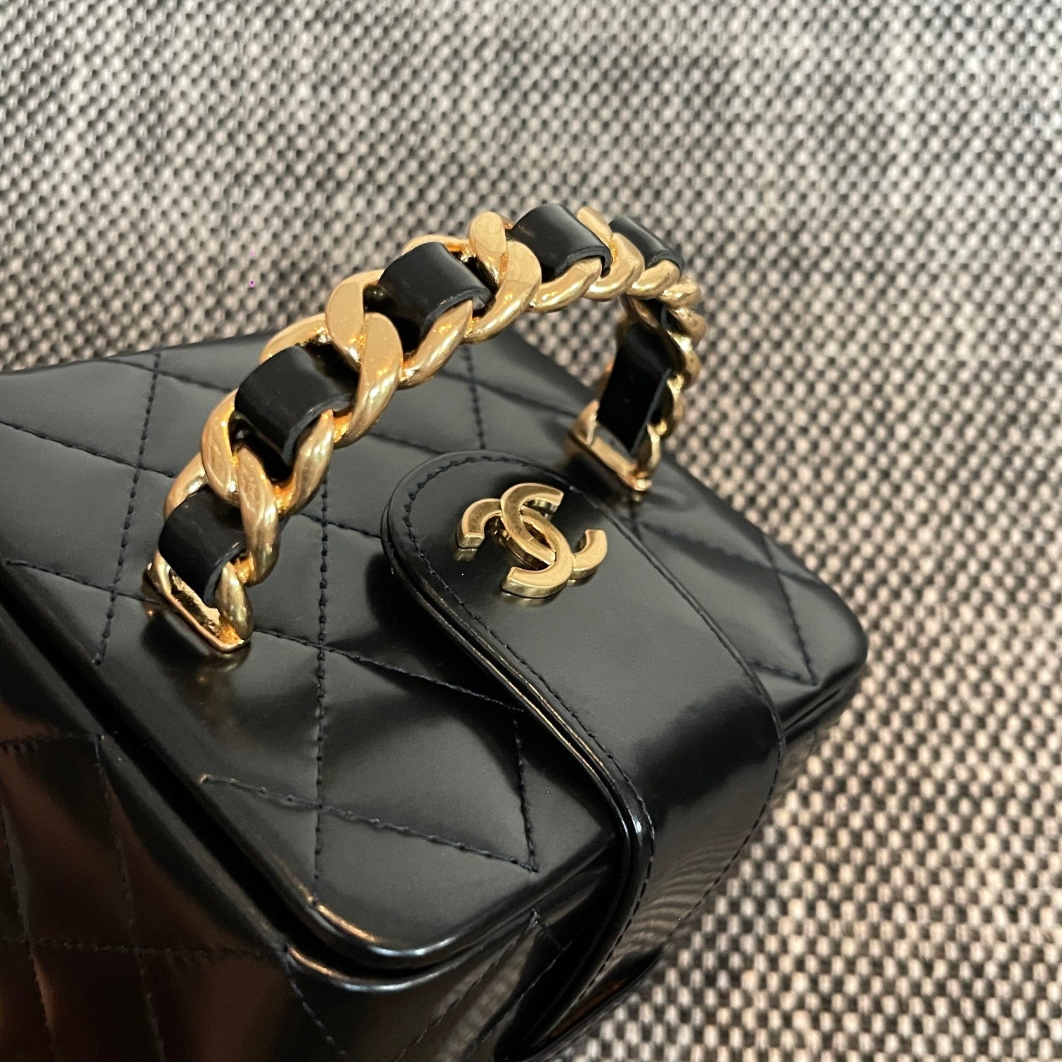 Chanel 2026 Vintage Mini Square Vanity Case 11cm Patent Calfskin