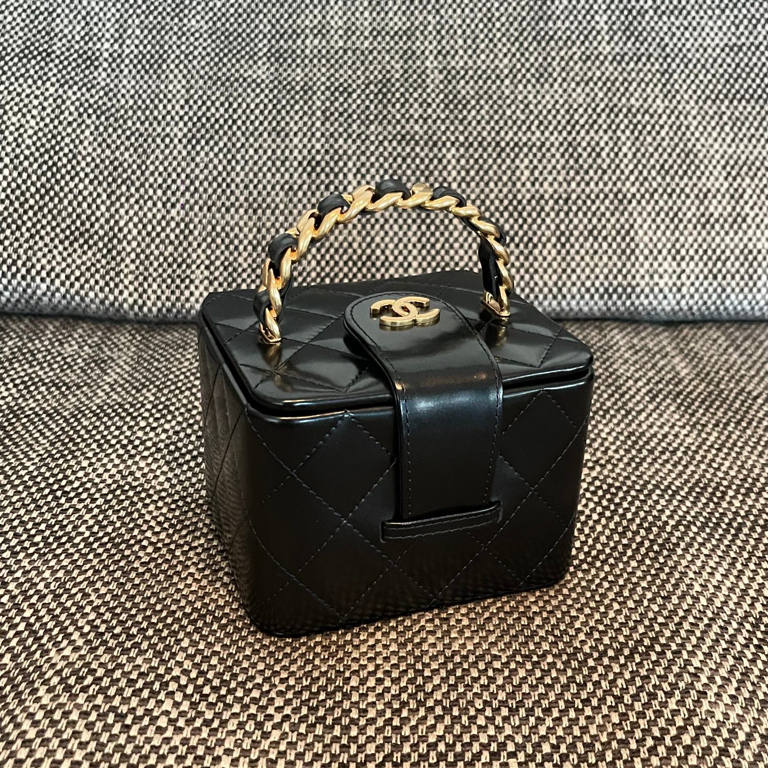 Chanel 2026 Vintage Mini Square Vanity Case 11cm Patent Calfskin