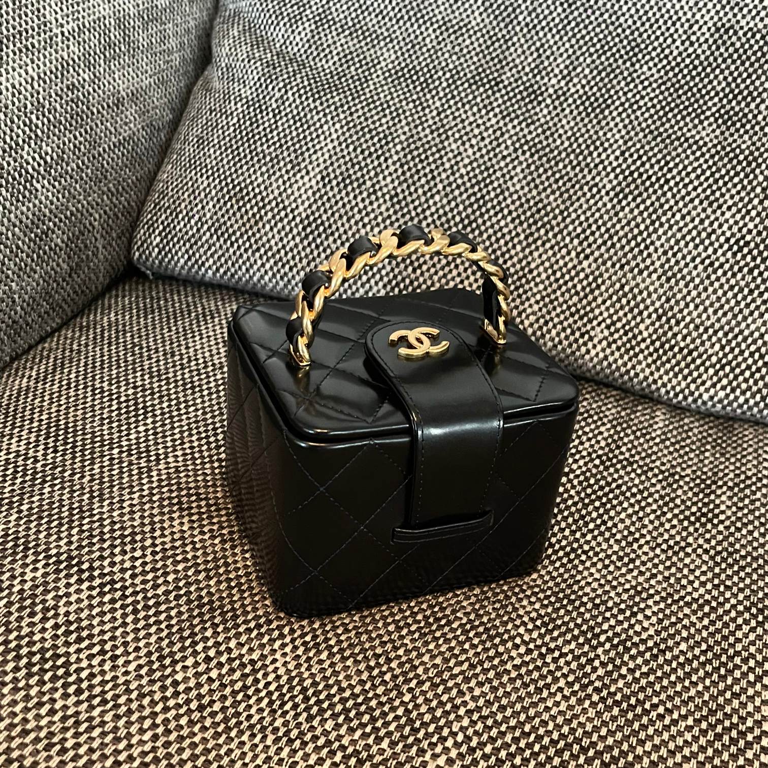 Chanel 2026 Vintage Mini Square Vanity Case 11cm Patent Calfskin