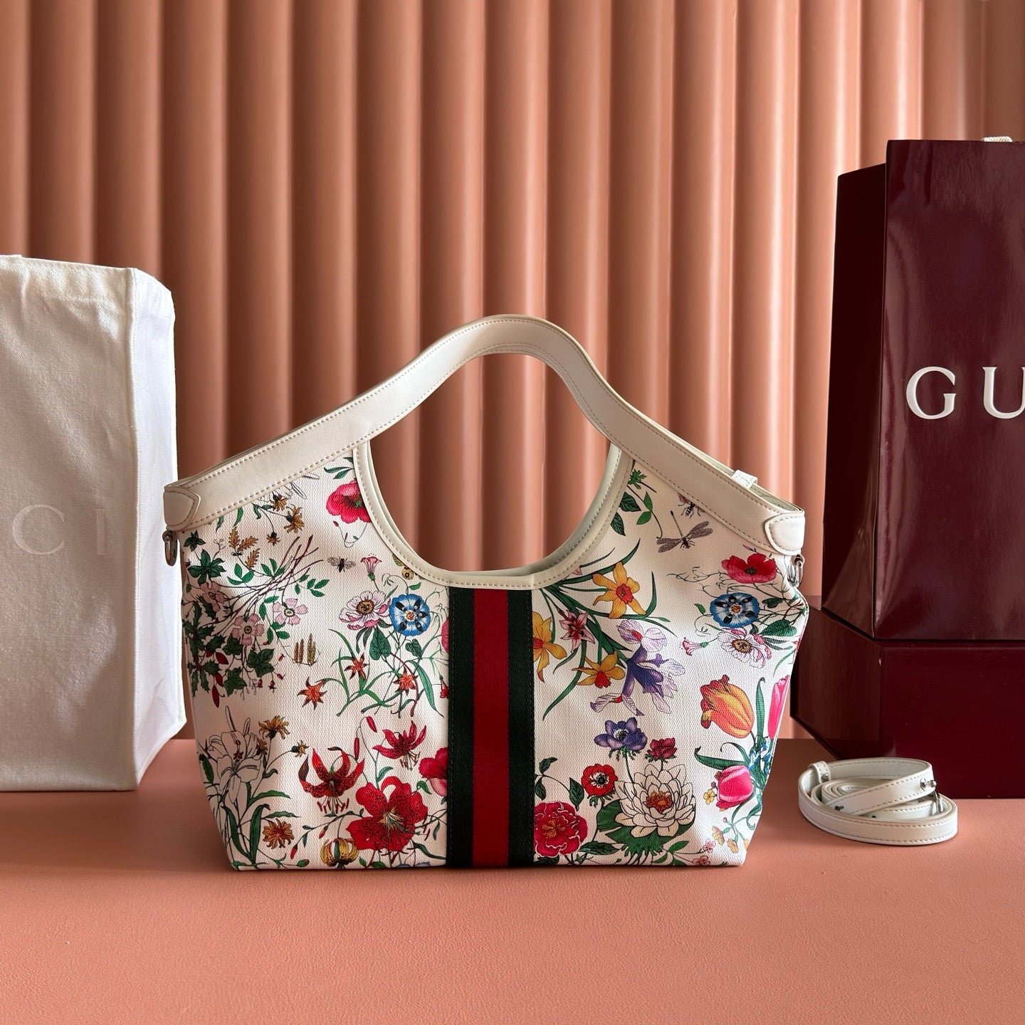 Gucci 2026 Giglio Flora Large Tote Bag Leather