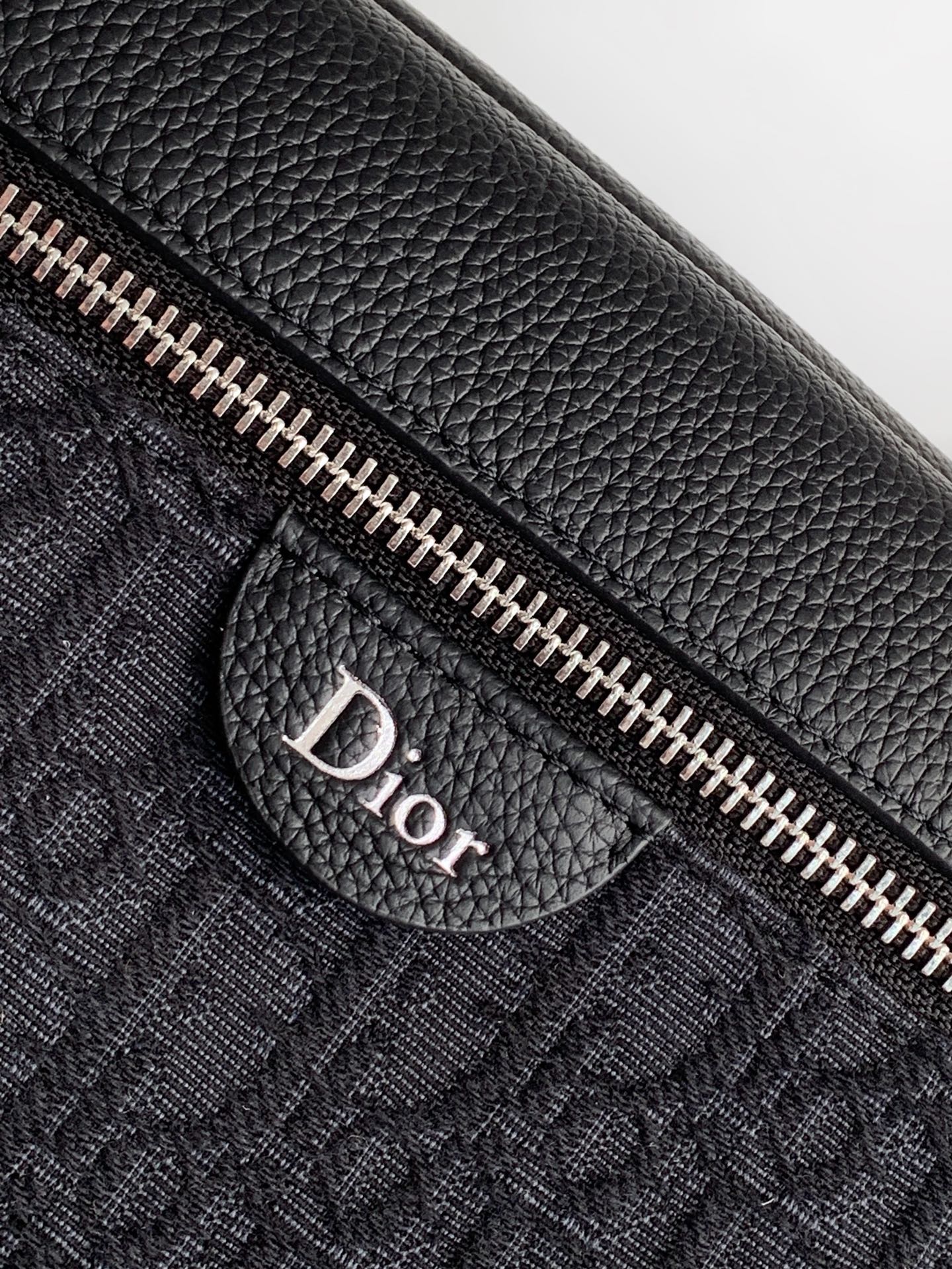Dior 2026 Rider Zip-Up Messenger Bag 23cm Fabric And Grained Leather