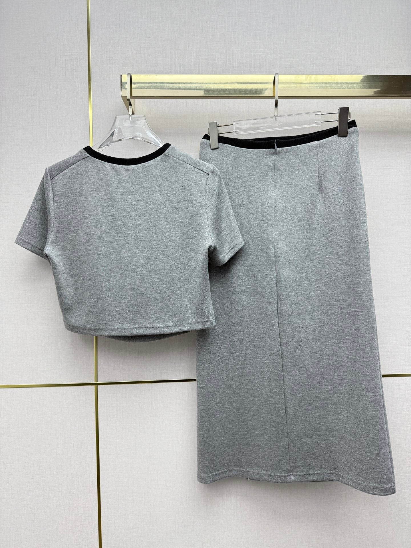 Chanel 2026 T-shirt with Skirt Set Gray Cotton 354770