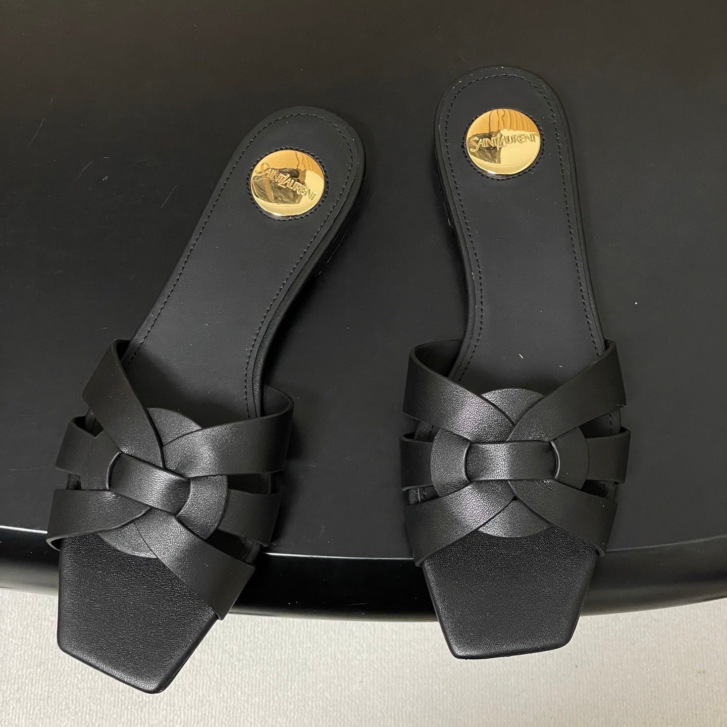 YSL 26ss Melody Stiletto Flat Slippers Calfskin