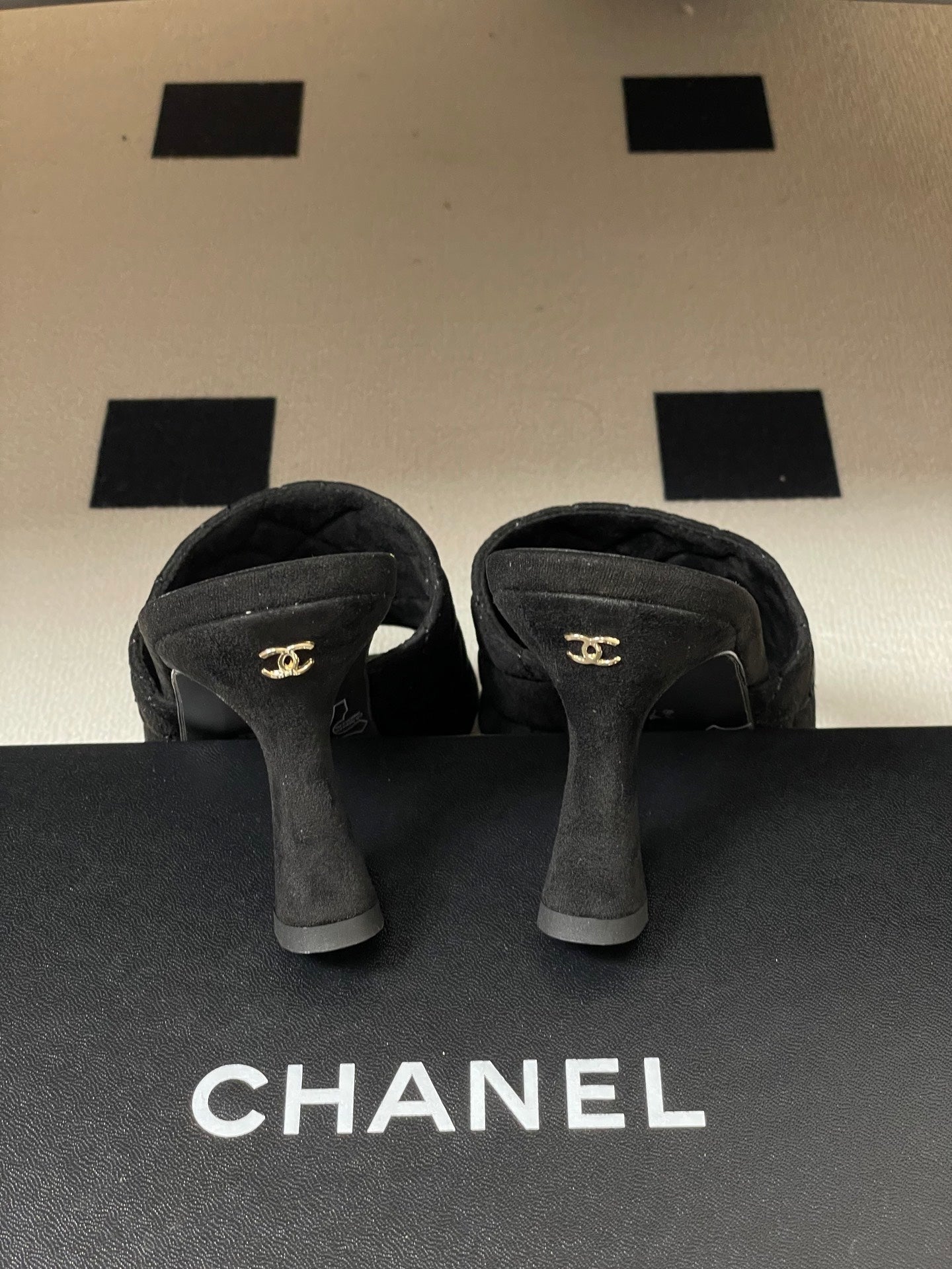Chanel 2026 Sandals Lambskin 834706