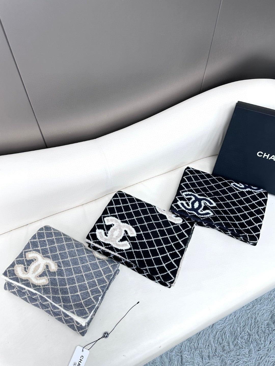 CC Scarf 185 CM In Black Mix Grey Cashmere Wool  370376